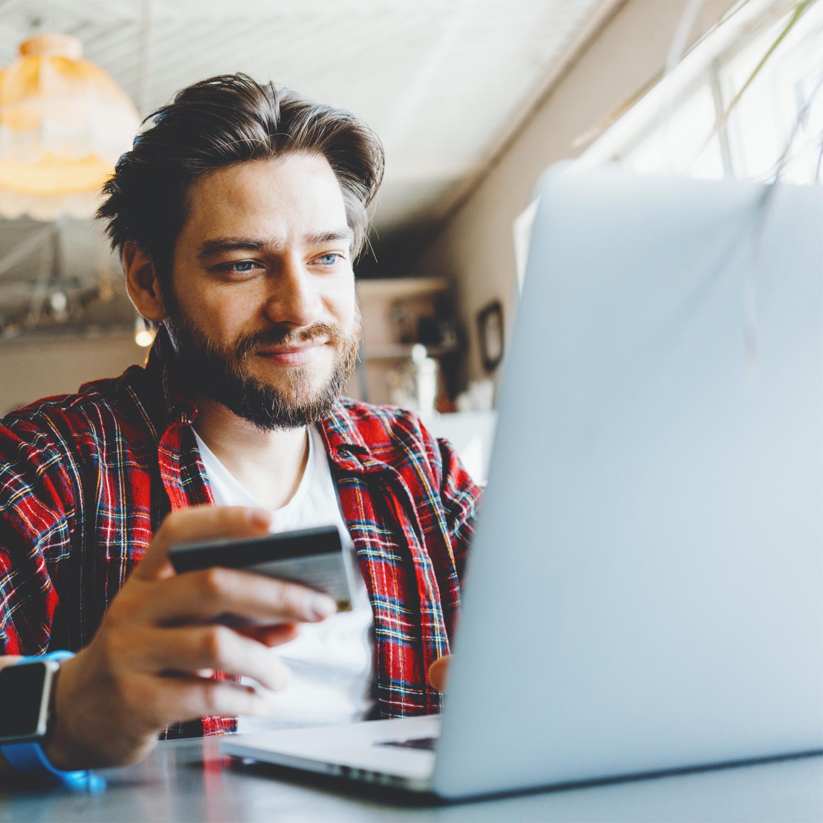 a man uses a credit card vs. line of credit to make a purchase